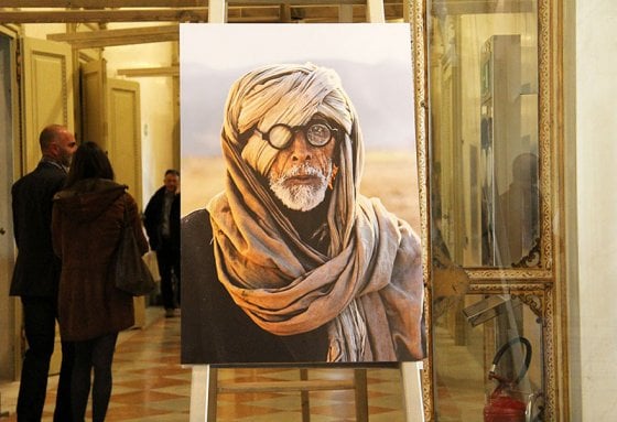 Portrait of a refugee taken in Balochistan, Pakistan, 1981 (exhibition view at Villa Reale di Monza)